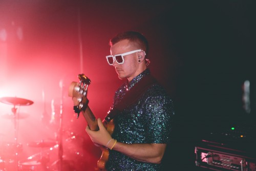 Après Ski performing